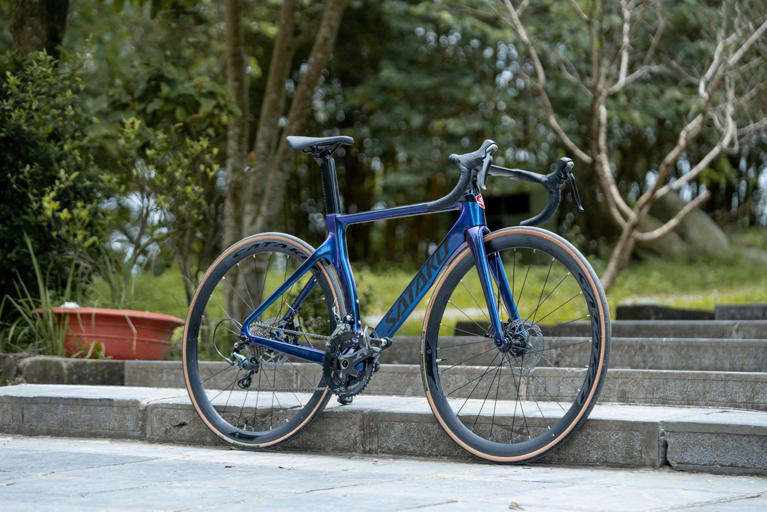 SATAKO MUMAR xe đạp đua road 700*25C, khung càng Carbon Fiber T800