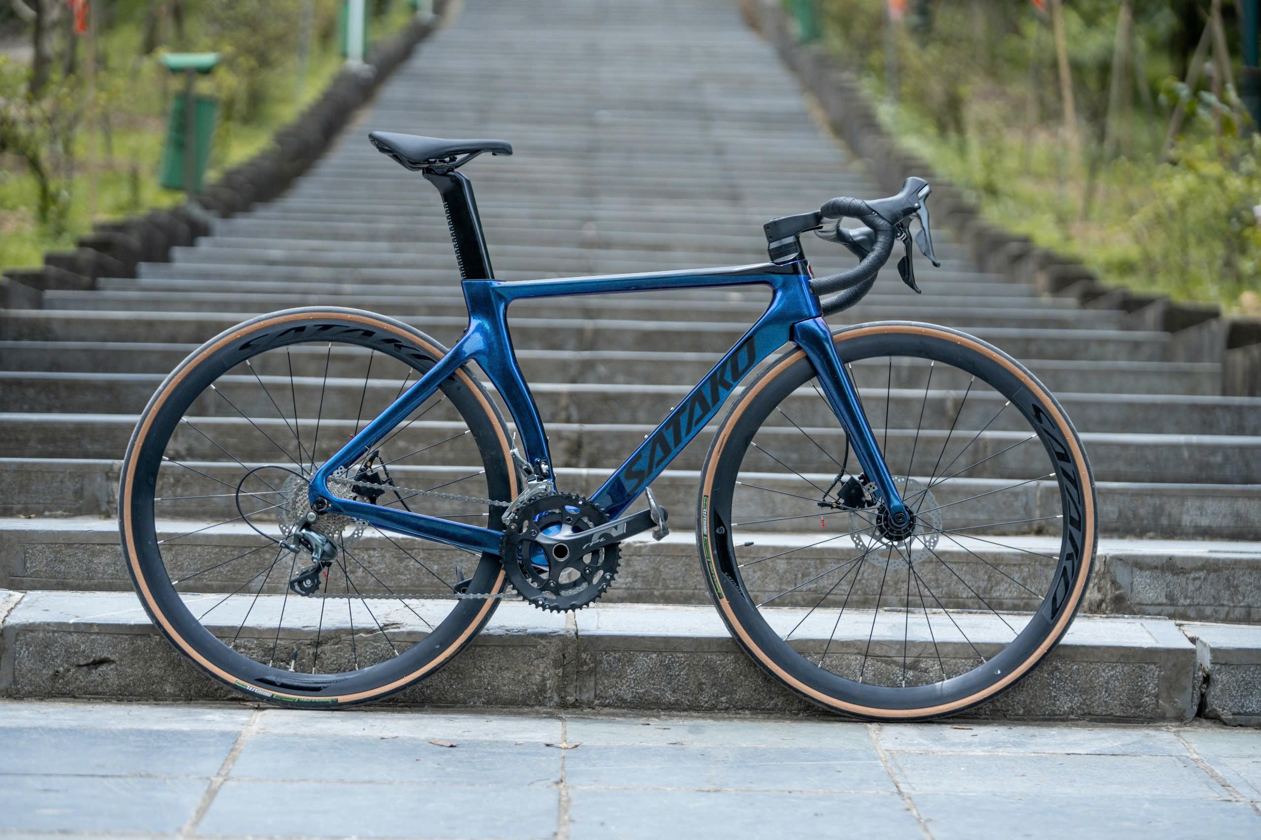 SATAKO MUMAR xe đạp đua road 700*25C, khung càng Carbon Fiber T800