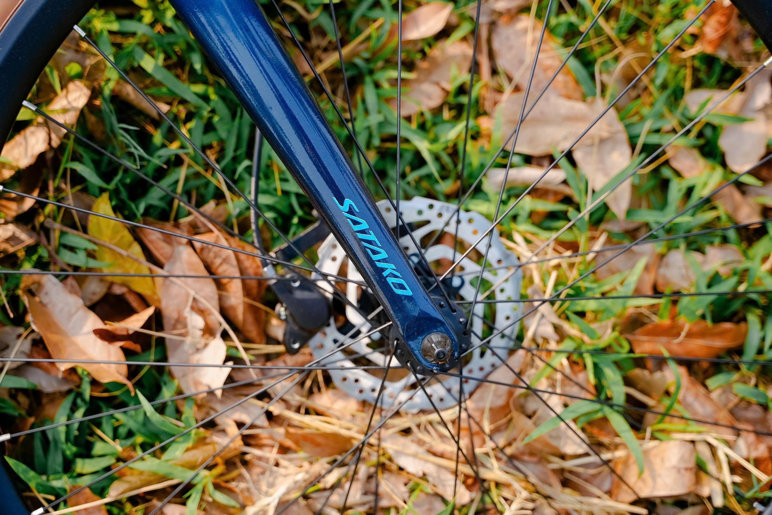 SATAKO SELYNA xe đạp đường phố touring 700x28c, đề SHIMANO CUES U6000