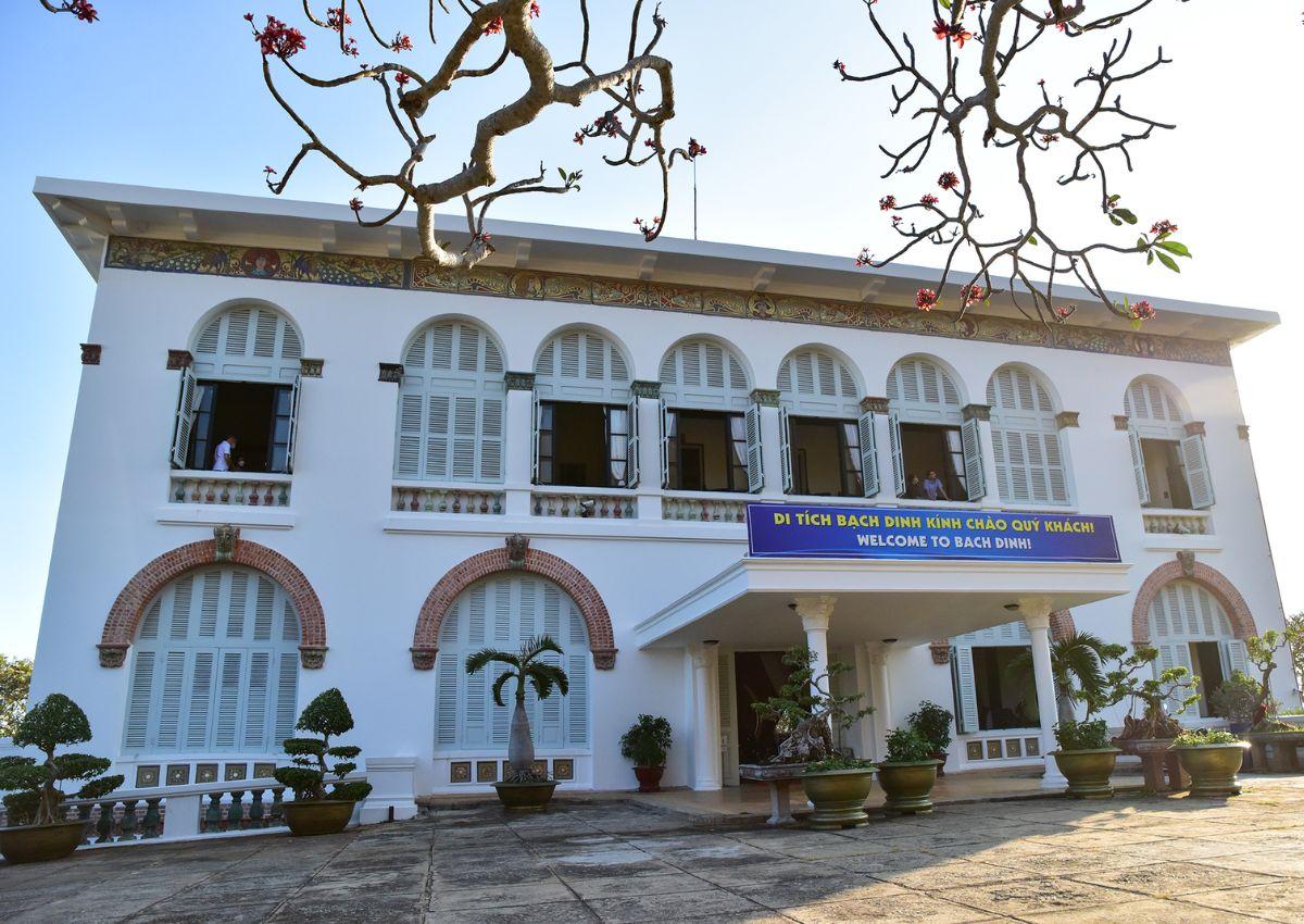 bach-dinh-vung-tau-2