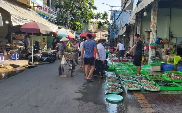 Chợ Xóm Lưới Vũng Tàu – Thiên Đường Hải Sản Tươi Ngon Giá Bình Dân