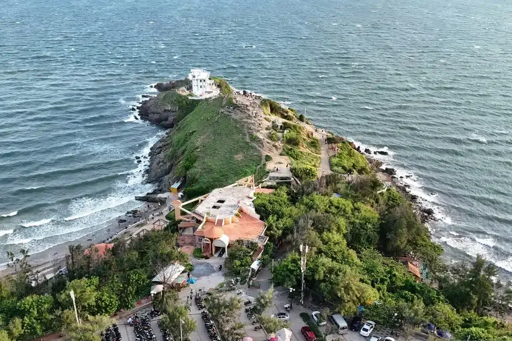 Nghinh Phong Cape Vung Tau – The Famous “Heaven Gate” Check-in Spot